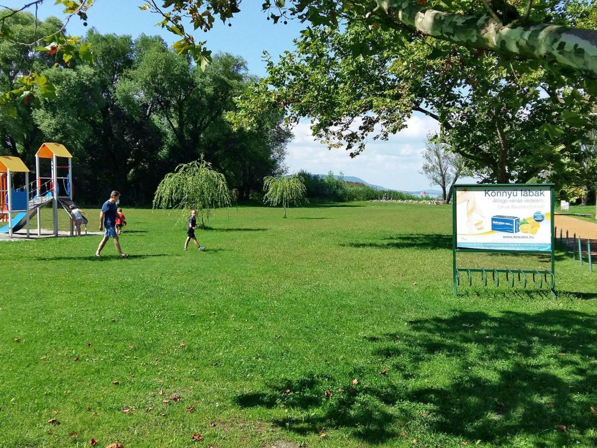 Holiday Home Sunny Day By Interhome Balatonmáriafürdő Extérieur photo